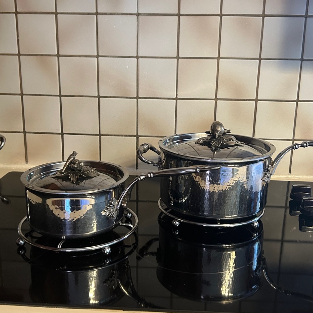 Silver Metal Trivet
